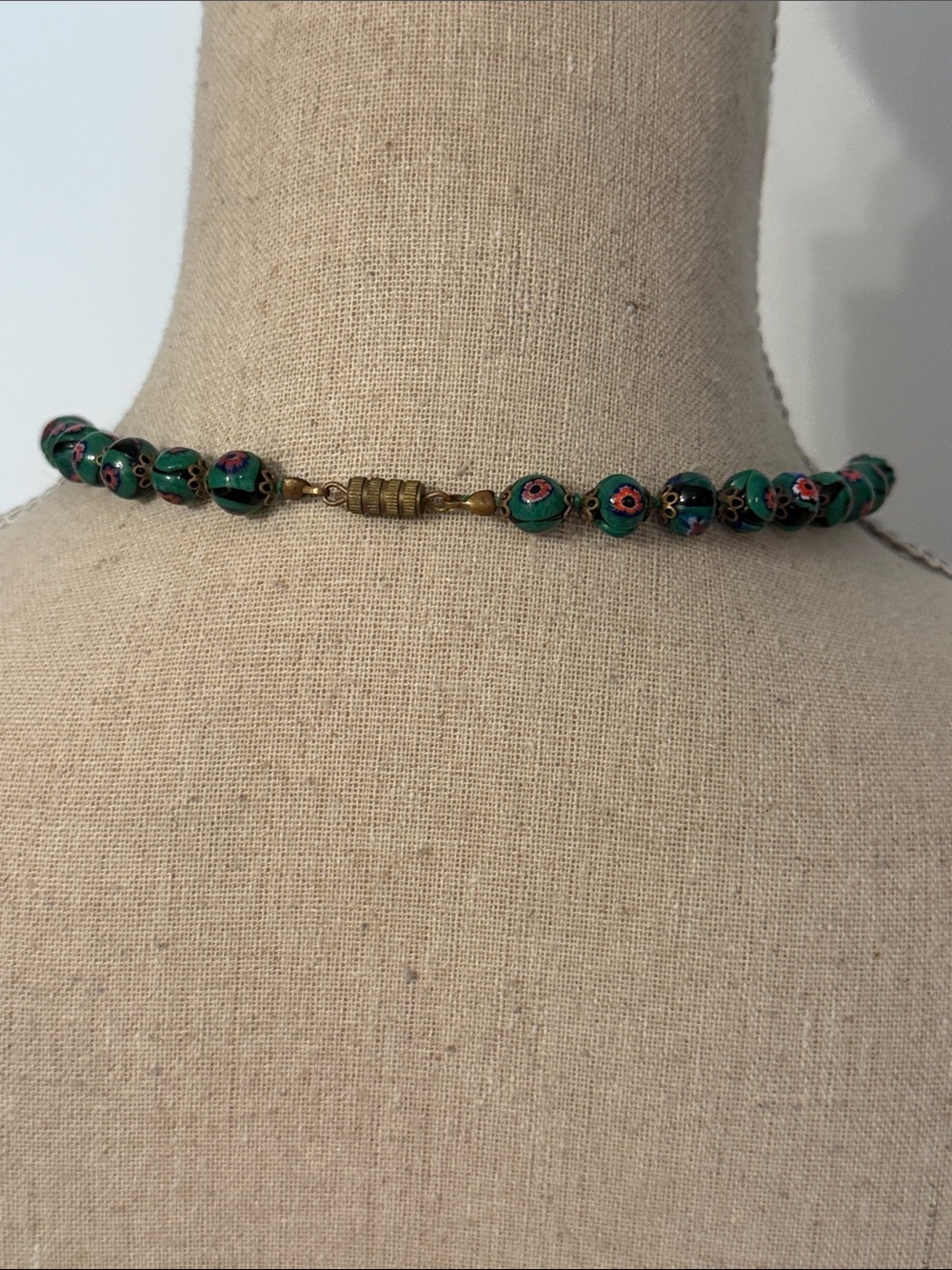 VINTAGE GREEN MURANO OR VENETIAN MILLEFIORI GLASS BEADS NECKLACE EYE FLORAL 17” - Picture 6 of 11